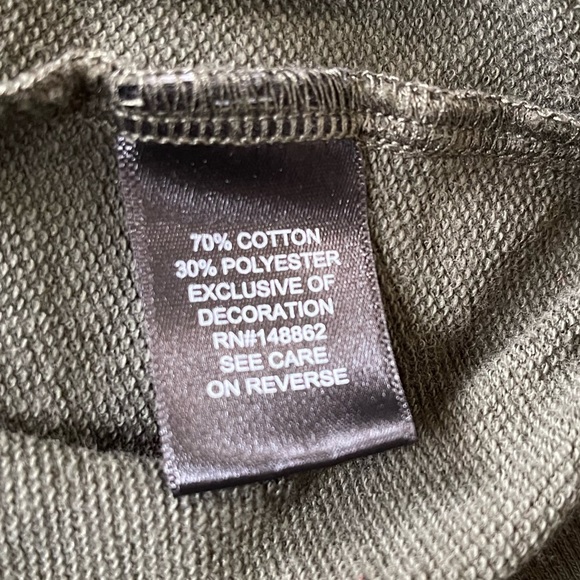 ✨ torrid distressed cold shoulder sweatshirt ✨ - Picture 4 of 4